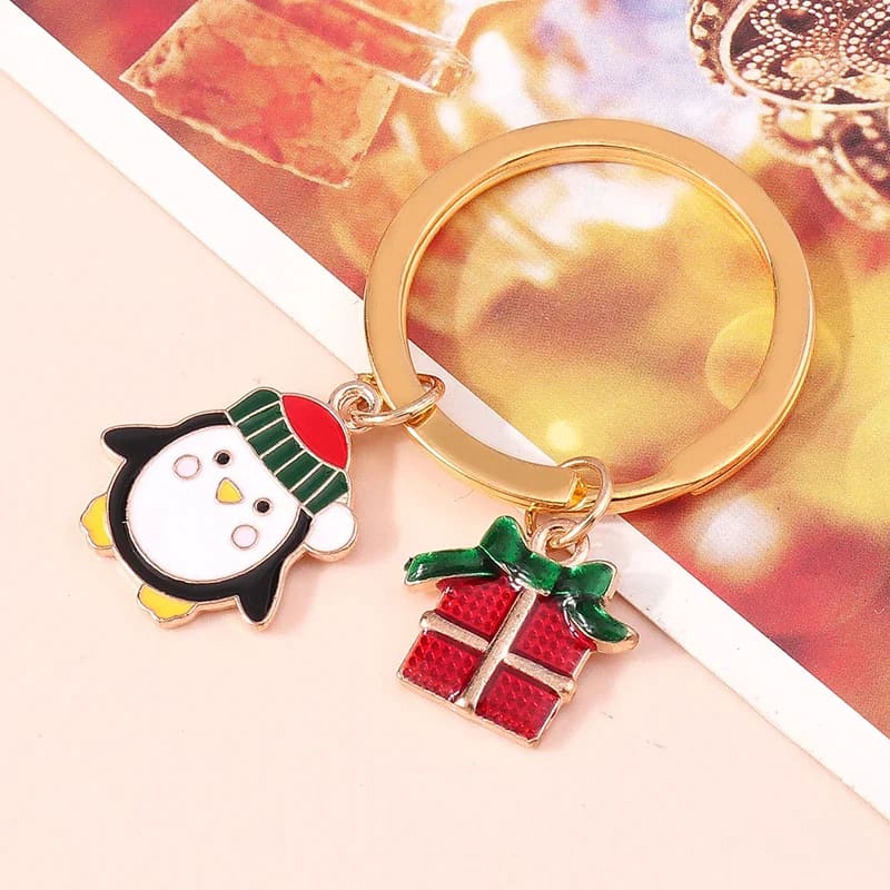 Christmas penguin keychain - as picture shows