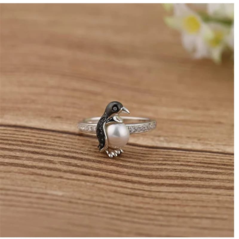 pearl crystal penguin ring